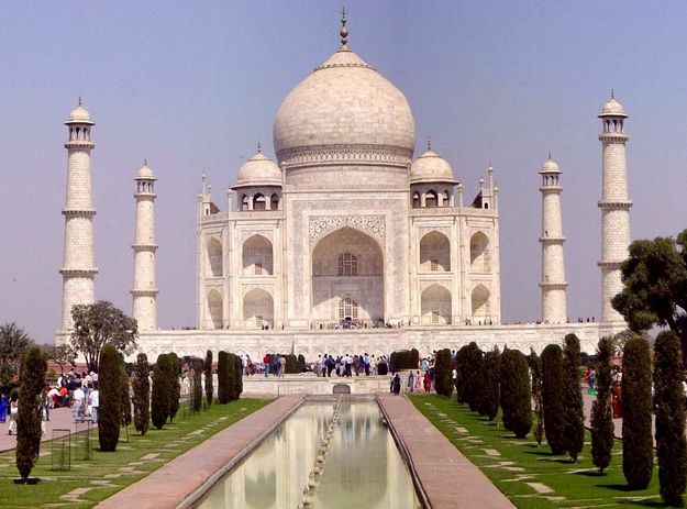 印度古迹:泰姬陵http://www.jianshe99.com/new/63_256/2010_8_9_du983427201219801026777.shtml