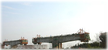 二级建造师考试知识点:悬臂浇筑施工法